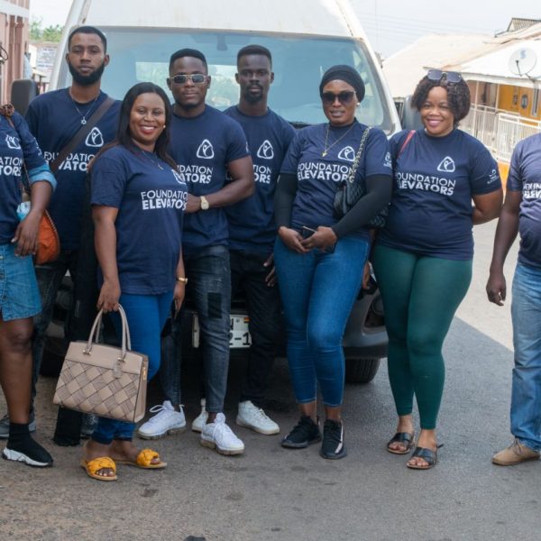 The full Foundation Elevators field team on arrival at Abiriw