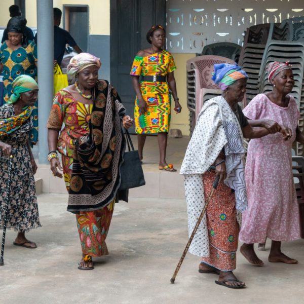 Foundation Elevators Widows in Need distribution at Abiriw, December 2021