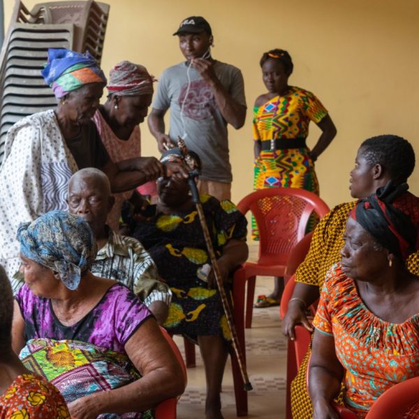 Foundation Elevators Widows in Need distribution at Abiriw, December 2021