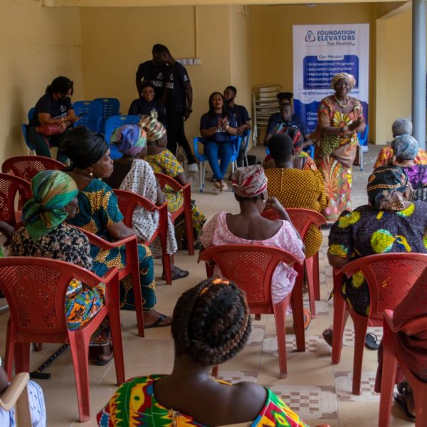 Foundation Elevators Widows in Need distribution at Abiriw, December 2021