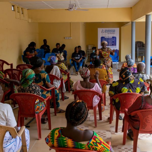 Foundation Elevators Widows in Need distribution at Abiriw, December 2021