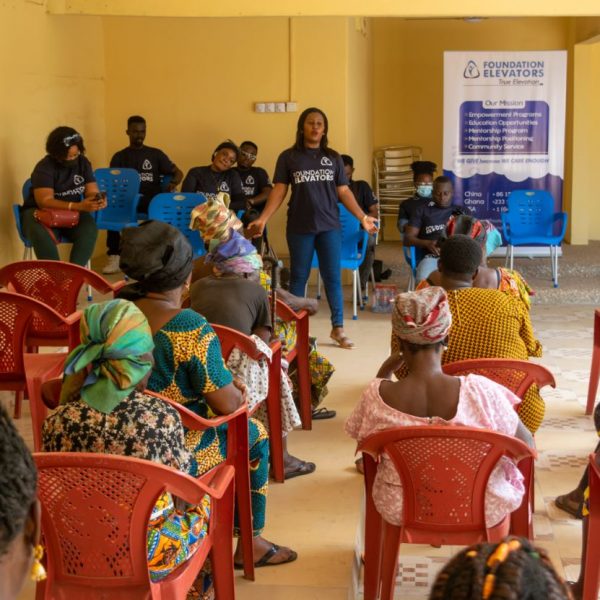 Foundation Elevators Widows in Need distribution at Abiriw, December 2021