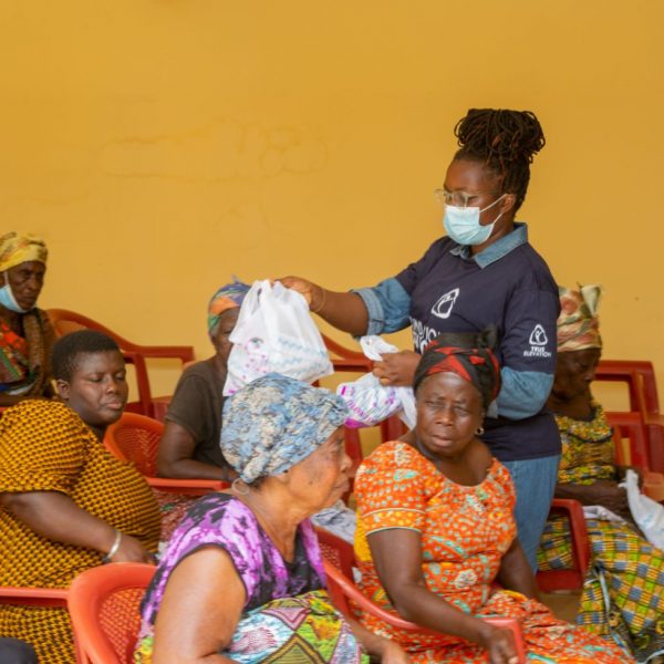 Foundation Elevators Widows in Need distribution at Abiriw, December 2021