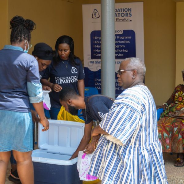 Foundation Elevators Widows in Need distribution at Abiriw, December 2021