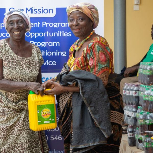 Foundation Elevators Widows in Need distribution at Abiriw, December 2021